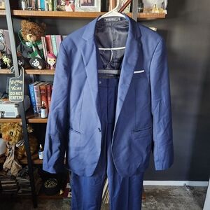 Men's Blue Three-Piece Suit Jacket, Vest & Pants Size Dmal
